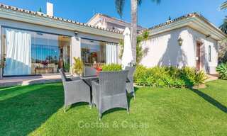 Te koop: Villa in Andalusische stijl in een luxe golf urbanisatie, op loopafstand van voorzieningen - Golf Valley, Nueva Andalucía, Marbella 10486 