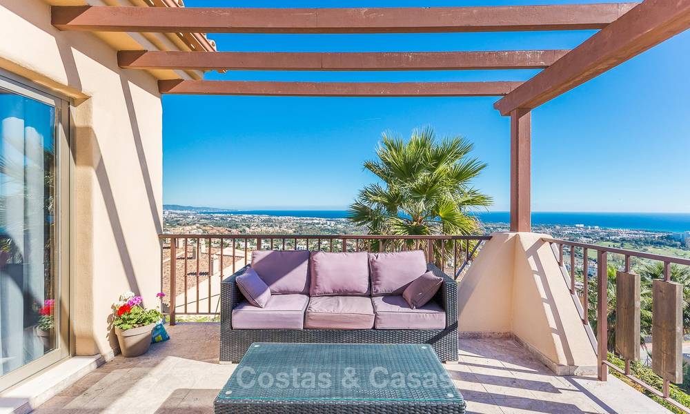 Luxe penthouse appartement met prachtige panoramische zichten op zee en bergen te koop, Benahavis, Marbella 10539