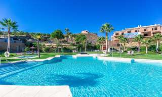 Luxe penthouse appartement met prachtige panoramische zichten op zee en bergen te koop, Benahavis, Marbella 10551 