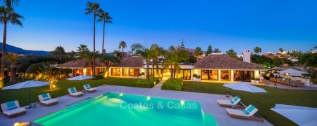 Paleiselijke eerstelijns golf villa te koop in Las Brisas Golf, Nueva Andalucia, Marbella 10889