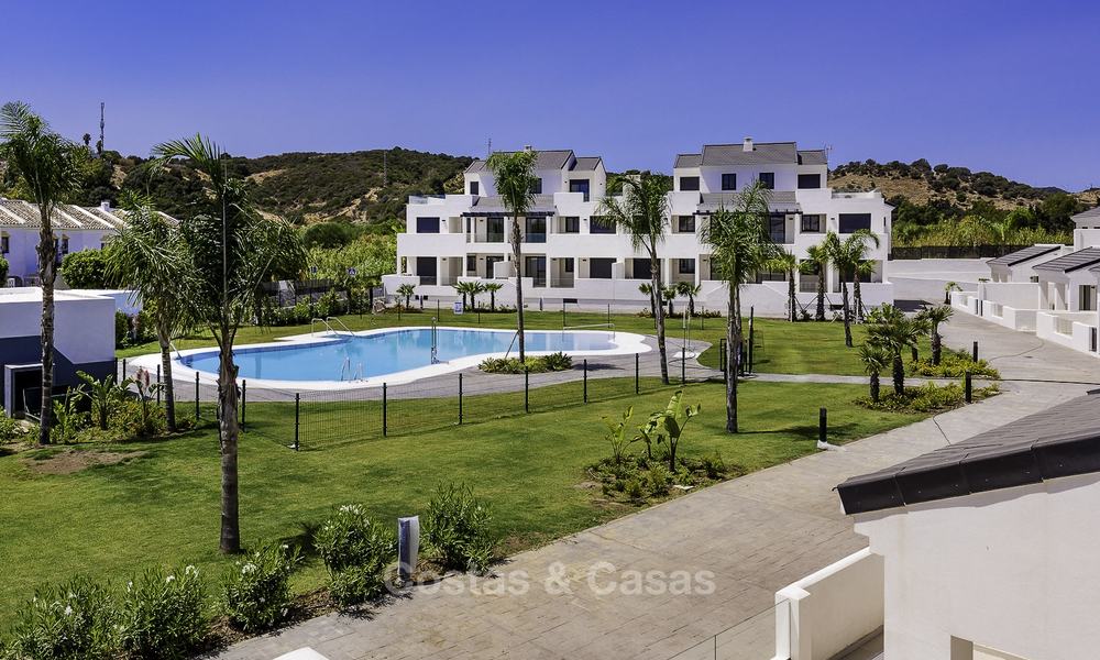 Nieuwe moderne appartementen aan het strand te koop, instapklaar - Estepona 17091