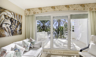Stijlvolle en luxueuze moderne hedendaagse strandvilla te koop tussen Estepona en Marbella 11665 