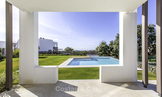 Oogstrelende moderne designer villa met zeezicht te koop, eerstelijn golf en instapklaar, Oost- Marbella 11848 