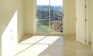 Halfvrijstaande woning én een penthouse te koop met zeezicht in Marbella - Benahavis 29459 