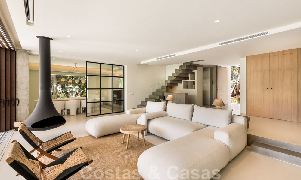 Prachtige nieuwe moderne luxe villa te koop aan het strand te Los Monteros, Oost Marbella 26670