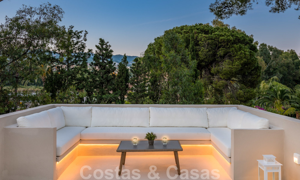 Prachtige nieuwe moderne luxe villa te koop aan het strand te Los Monteros, Oost Marbella 26674