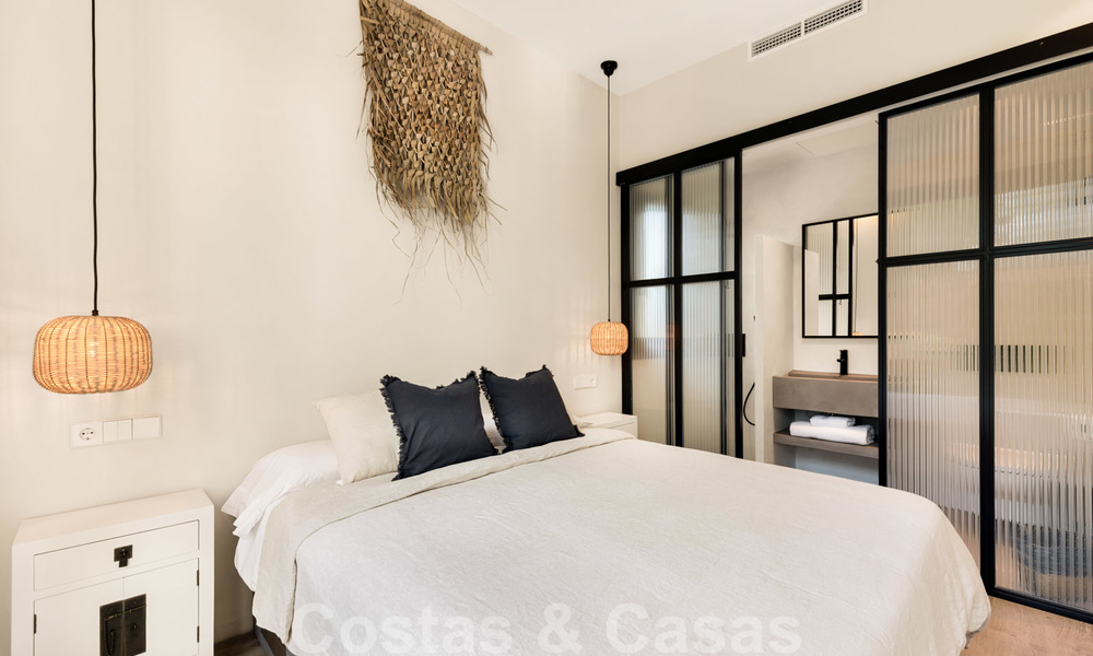Prachtige nieuwe moderne luxe villa te koop aan het strand te Los Monteros, Oost Marbella 26680