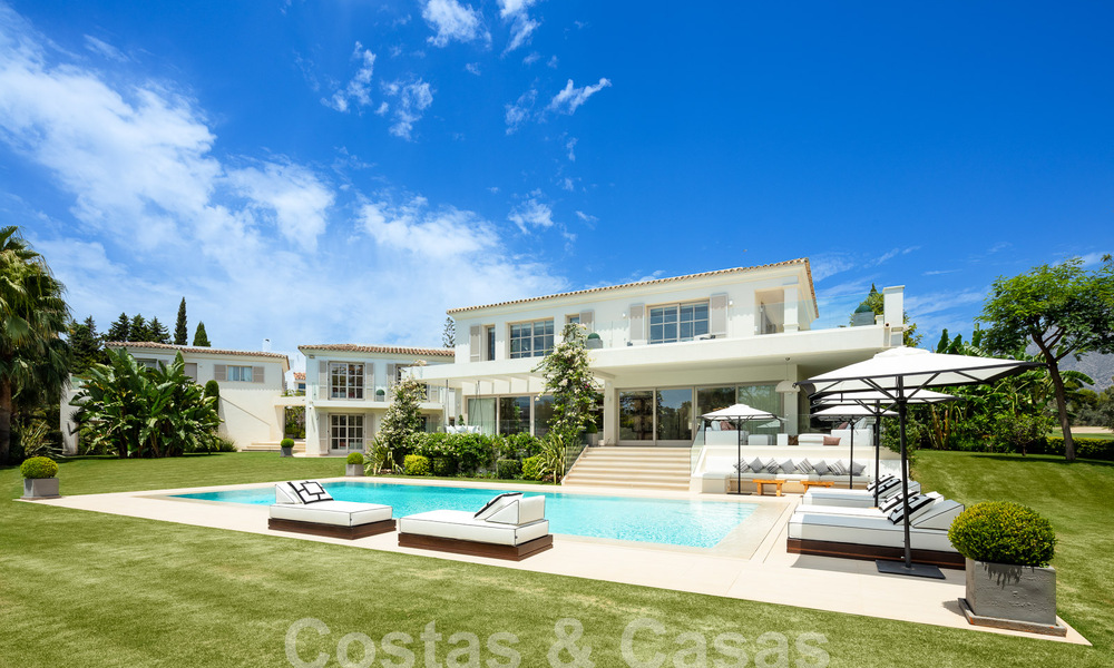 Prestigieuze luxe villa op een uitzonderlijke locatie te koop, eerstelijn golf, zeezicht en instapklaar - Nueva Andalucia, Marbella 57167