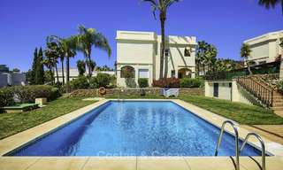 Charmant, volledig gerenoveerd huis te koop met zee- en bergzicht, in een prestigieus golfresort, Benahavis, Marbella 12213 