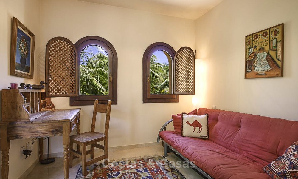 Ruim en gezellig duplex penthouse appartement te koop met 360º panoramisch zicht, tussen Estepona en Marbella 12686
