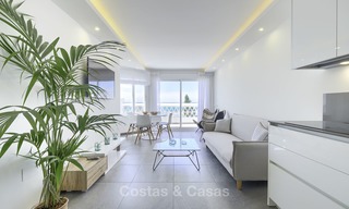 Volledig gerenoveerd penthouse appartement te koop, direct aan het strand en met prachtig zeezicht, Mijas Costa 12888 