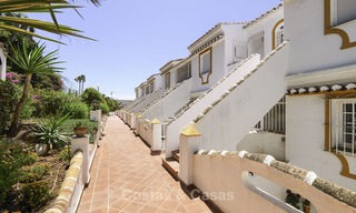 Volledig gerenoveerd penthouse appartement te koop, direct aan het strand en met prachtig zeezicht, Mijas Costa 12908 