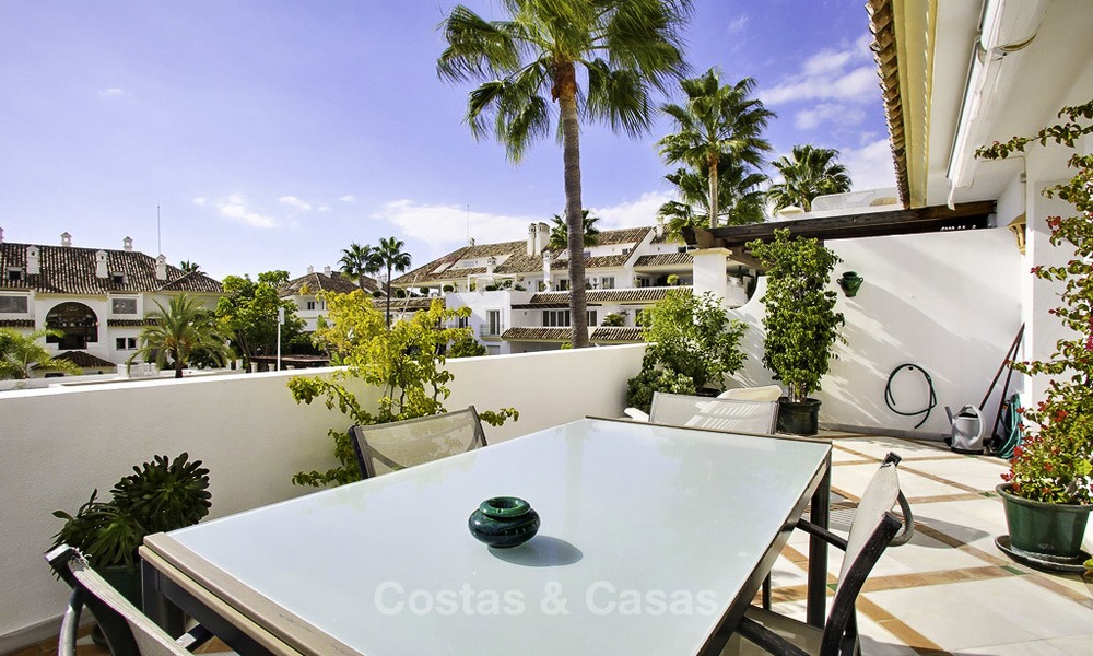 Ruim appartement met panoramisch zeezicht te koop, in een prestigieus complex aan de Golden Mile, Marbella 13152