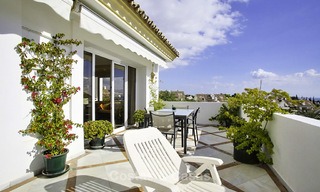 Ruim appartement met panoramisch zeezicht te koop, in een prestigieus complex aan de Golden Mile, Marbella 13153 
