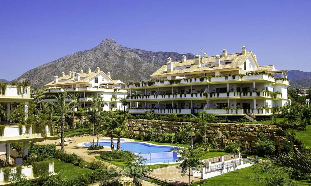 Luxe penthouse appartement te koop op de Golden Mile tussen Marbella en Puerto Banus 13624