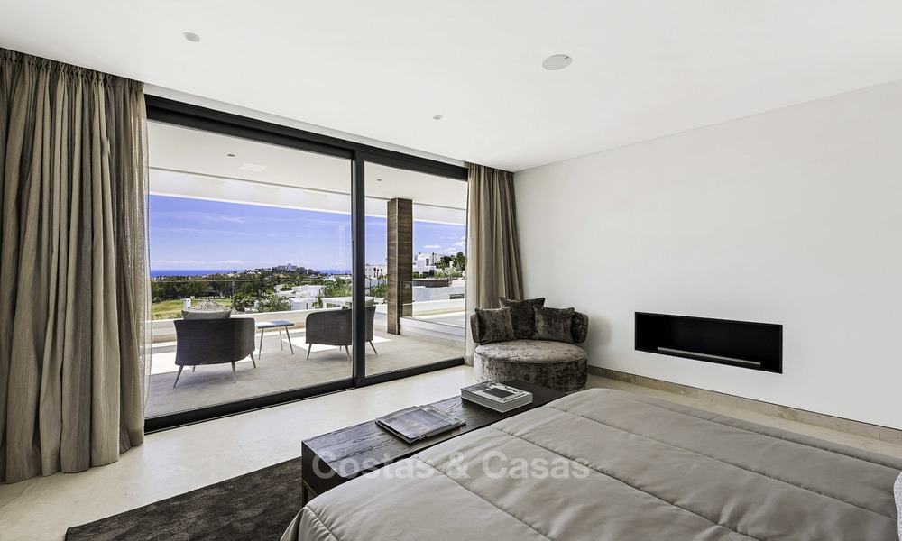 Gloednieuwe moderne designer villa met prachtig zeezicht te koop, instapklaar, Benahavis - Marbella 13674