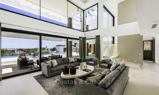 Gloednieuwe moderne designer villa met prachtig zeezicht te koop, instapklaar, Benahavis - Marbella 13681 