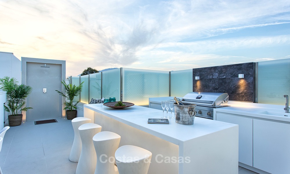 Appartementen en Penthouses te koop in een luxe strandcomplex op de New Golden Mile, tussen Marbella en Estepona 13794