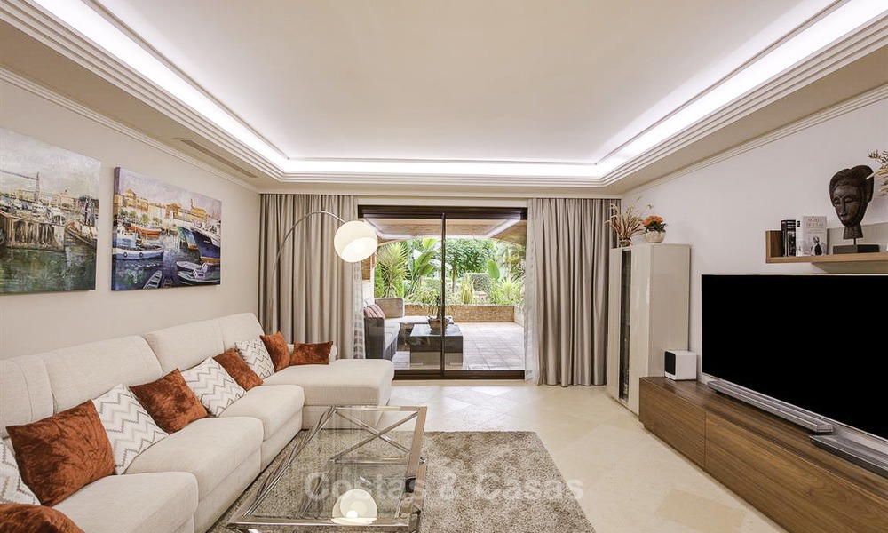 Charmant klasse appartement te koop in een stijlvolle urbanisatie, strandzijde tussen Marbella en Estepona 13917