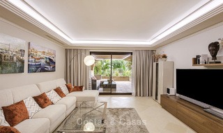 Charmant klasse appartement te koop in een stijlvolle urbanisatie, strandzijde tussen Marbella en Estepona 13917 