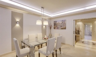 Charmant klasse appartement te koop in een stijlvolle urbanisatie, strandzijde tussen Marbella en Estepona 13918 