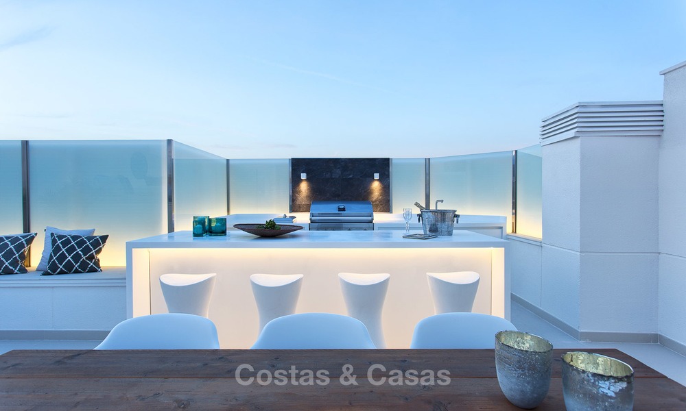 Los Granados Playa: Appartementen en Penthouses te koop in een luxe strandcomplex op de New Golden Mile, tussen Marbella en Estepona 13963