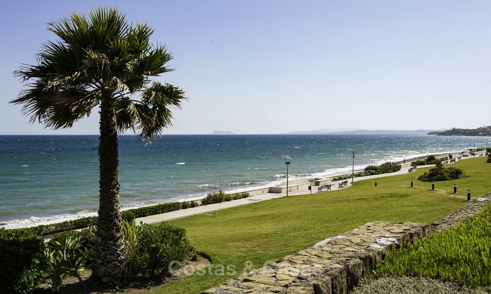 Los Granados Playa: Appartementen en Penthouses te koop in een luxe strandcomplex op de New Golden Mile, tussen Marbella en Estepona 13978
