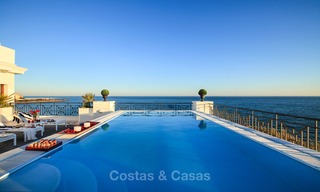 Doncella Beach: Exclusieve eerstelijns strand appartementen en Penthouses te koop in Estepona 14047 