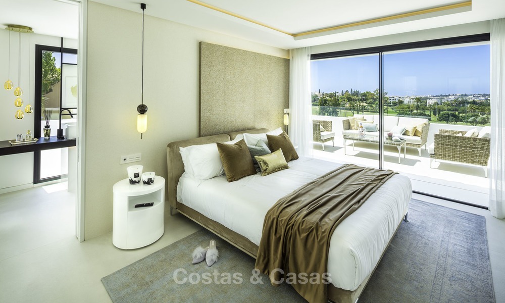 Prachtige volledig gerenoveerde luxe villa te koop, direct aan de golfbaan, Nueva Andalucia, Marbella 14249