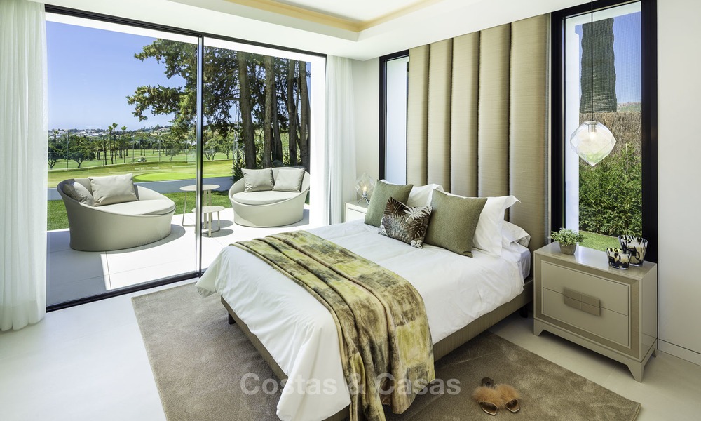 Prachtige volledig gerenoveerde luxe villa te koop, direct aan de golfbaan, Nueva Andalucia, Marbella 14255