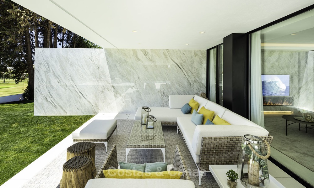 Prachtige volledig gerenoveerde luxe villa te koop, direct aan de golfbaan, Nueva Andalucia, Marbella 14261