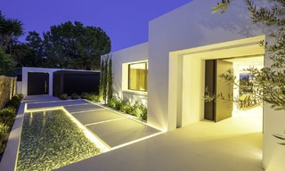 Prachtige volledig gerenoveerde luxe villa te koop, direct aan de golfbaan, Nueva Andalucia, Marbella 14272 