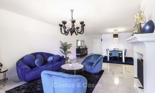 Gigantisch, zeer stijlvol 4-slaapkamer penthouse appartement te koop, in een prestigieus strandcomplex in Marbella - Estepona 14329 