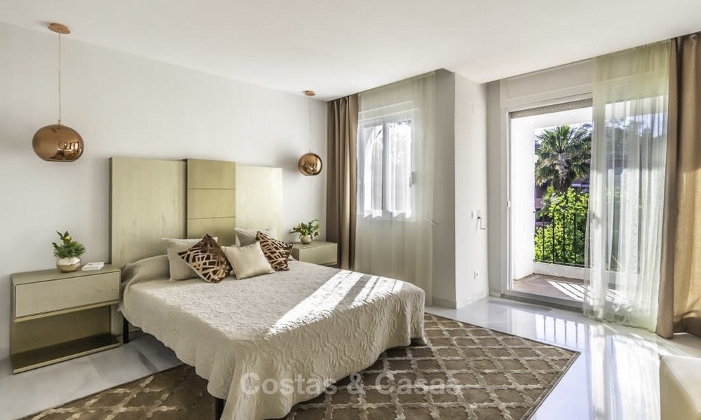 Gigantisch, zeer stijlvol 4-slaapkamer penthouse appartement te koop, in een prestigieus strandcomplex in Marbella - Estepona 14347