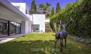 Gloednieuwe moderne villa te koop, instapklaar, dichtbij San Pedro centrum, in Benahavis - Marbella 14639 