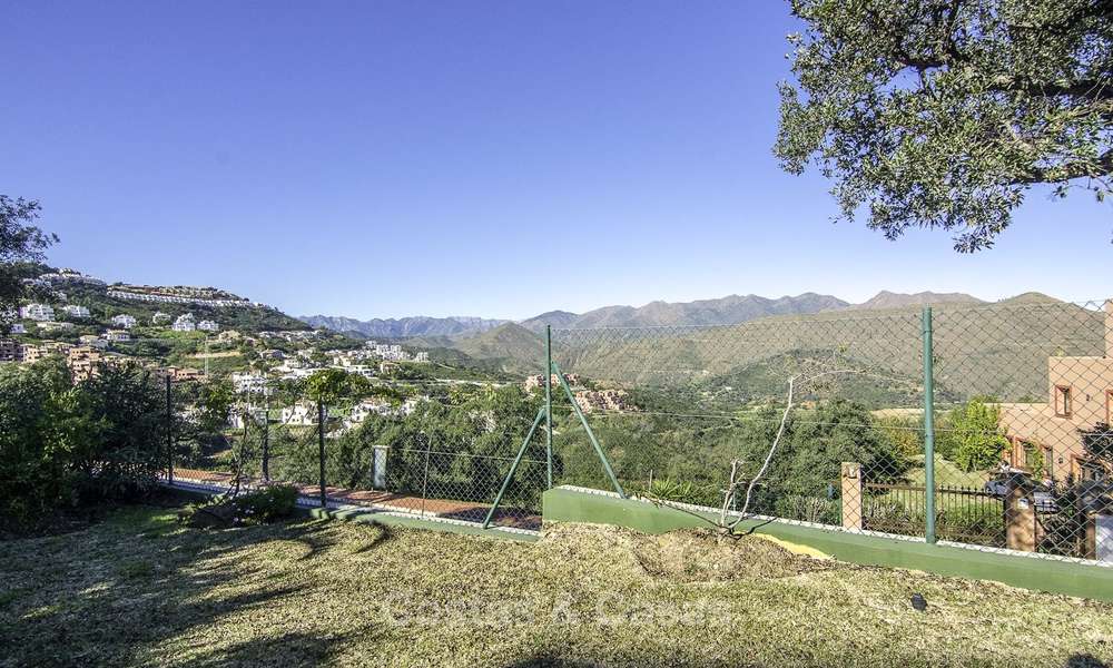 Prachtige modern-Andalusische villa met spectaculair panoramisch zeezicht te koop in Oost-Marbella 14818