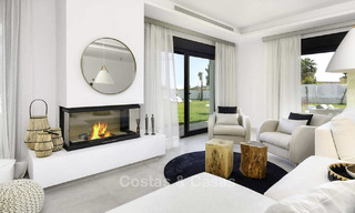 Nieuwe modern-mediterrane luxe villa te koop nabij het strand, instapklaar, Guadalmina Baja, Marbella 15501 