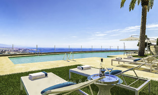 Moderne nieuwe appartementen met zeezicht te koop in één van de beste golfresorts, Casares, Costa del Sol 16704 
