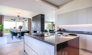 Prachtige eigentijdse luxe villa met uitzicht op zee en bergen te koop, Benahavis - Marbella 28038 