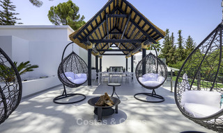 Indrukwekkende en luxueuze eigentijdse designer villa te koop, instapklaar, Nueva Andalucia, Marbella. Verlaagd in prijs. 16146 