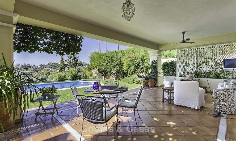 Gezellige modern-Andalusische villa direct aan de prachtige golfbaan te koop, Benahavis - Marbella 16302