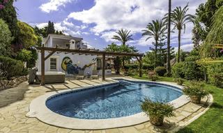 Opportuniteit! Charmante mediterrane villa te koop in het centrum van Marbella - Golden Mile, op loopafstand van het strand. Grote prijsdaling voor een snelle verkoop! 16816 
