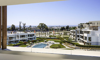Gloednieuwe moderne appartementen met zeezicht te koop, op de New Golden Mile, tussen Marbella en Estepona 17369 