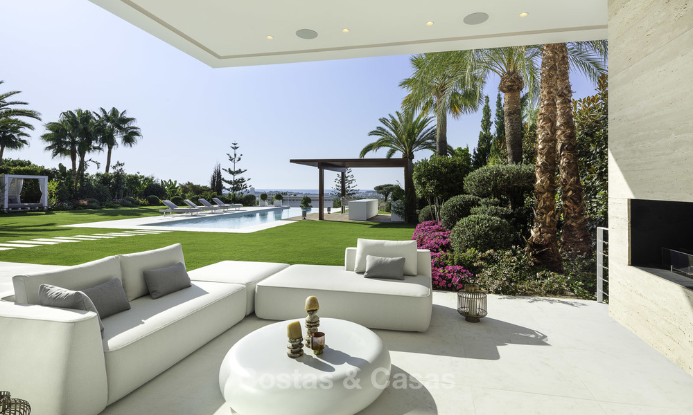  Indrukwekkende ultramoderne villa met prachtig uitzicht op zee te koop in Nueva Andalucia's Golf Valley, Marbella 17543