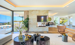 Spectaculaire eigentijdse luxe villa te koop, met prachtig zeezicht en een eerstelijns frontlinie golf positie in Benahavis - Marbella 36684 
