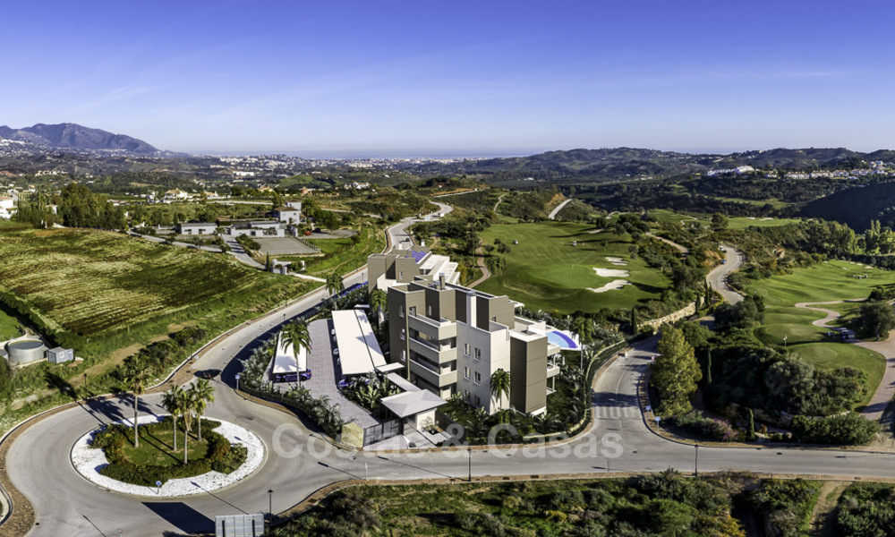 Nieuwe moderne appartementen in een idyllisch golfresort te koop, met fantastisch uitzicht! Mijas, Costa del Sol 18100