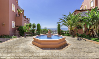 Ruim en gezellig appartement met panoramisch uitzicht op zee te koop, Benahavis - Marbella 18366 