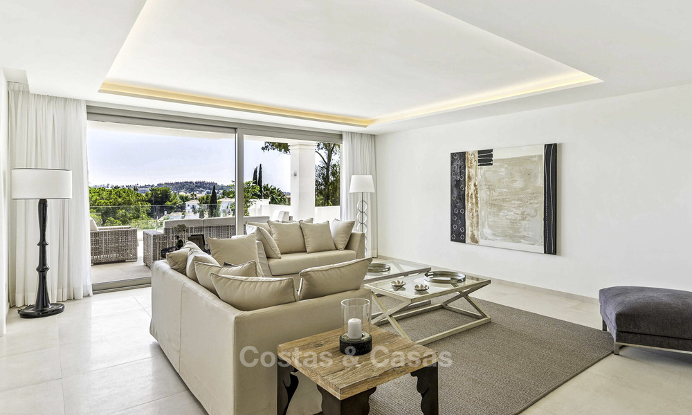 Zeer ruim nieuw luxe 4-slaapkamer appartment te koop in een stijlvol complex in Nueva Andalucia te Marbella 18422