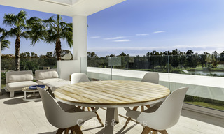 Modern penthouse appartement te koop, eerstelijns golf, in Benahavis - Marbella 18551 