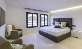 Prachtig, volledig gerenoveerd, luxe penthouse appartement te koop in de jachthaven van Puerto Banus, Marbella 19001 